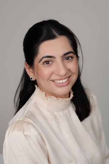 Dr. Navpreet Dhillon